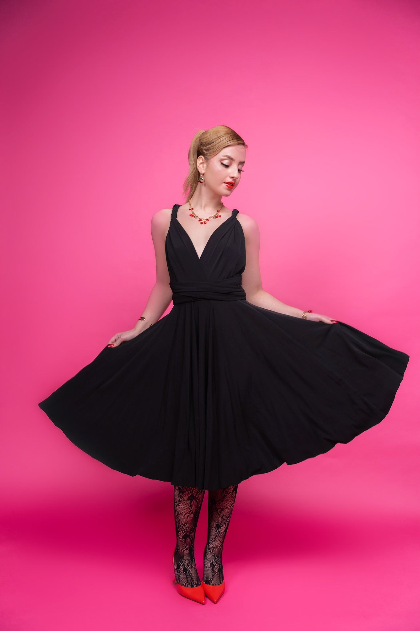 đź–¤ Black Infinity Dress
